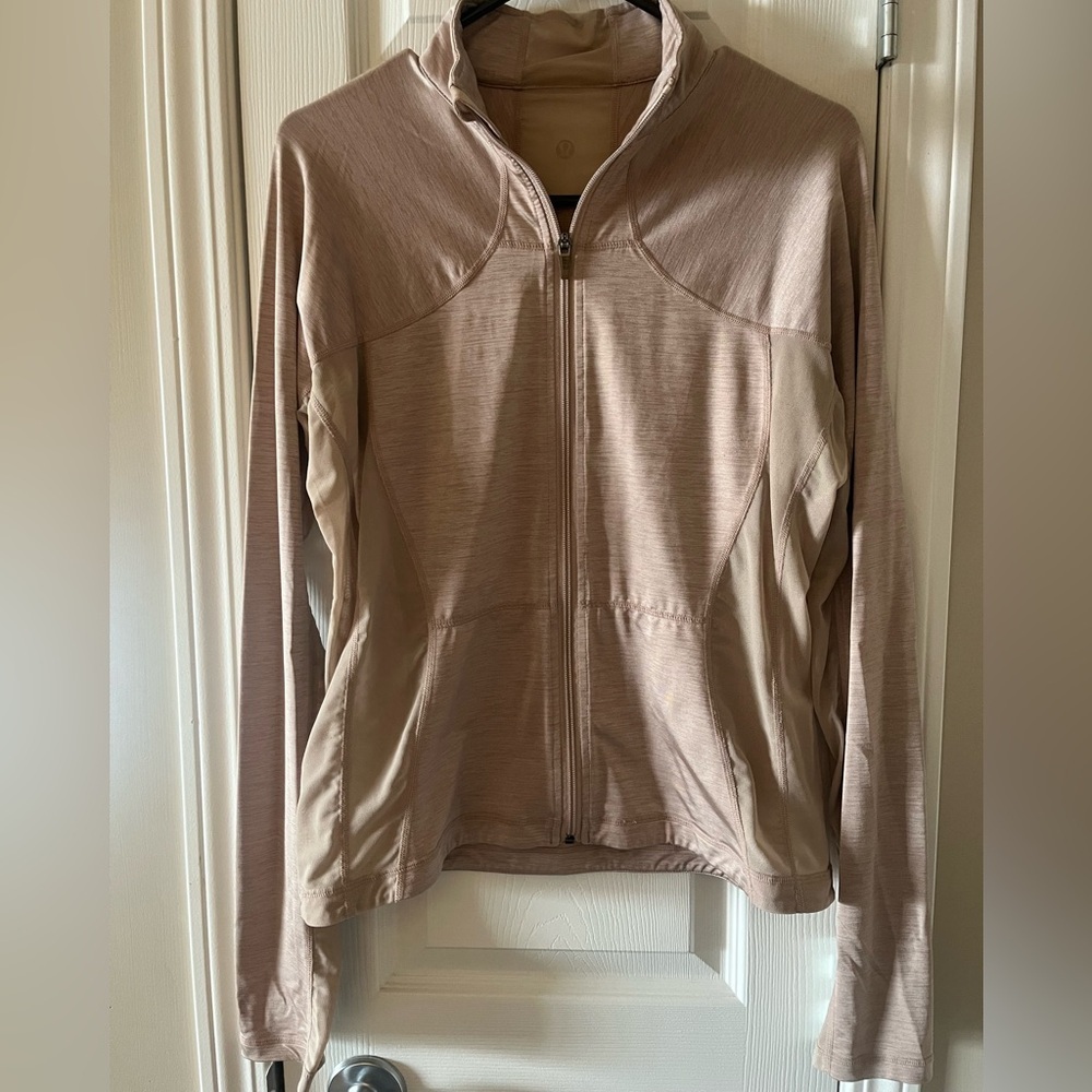 Lululemon Mesh “catch me”  Jacket
